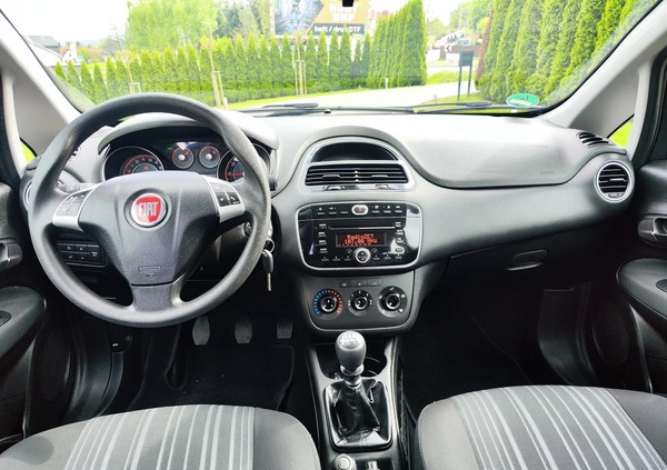 Fiat Punto Evo cena 17200 przebieg: 141000, rok produkcji 2012 z Płock małe 137